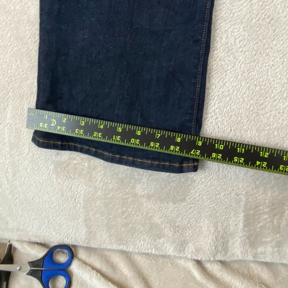 Lands End Womens Jeans Size 30 Mid Rise Curvy Bootcut Blue Cotton Blend - Picture 3 of 15